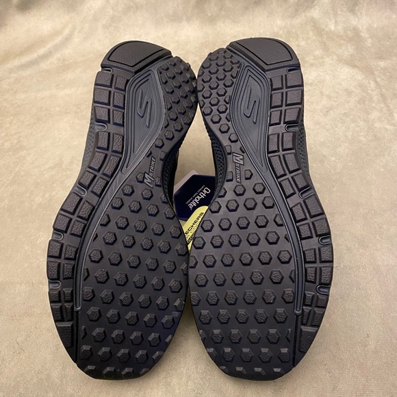 SKECHERS GO RUN CONSISTENT SZ 9 MEN - Picture 6 of 7